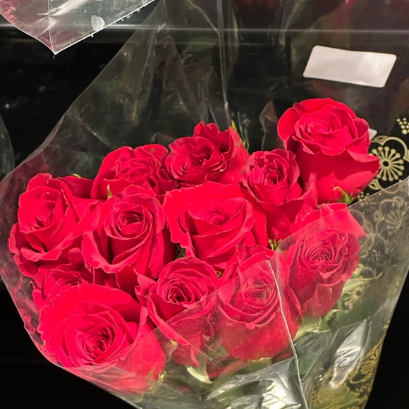 Women’s Size Large Clothes Special 5 items $30 please text colors designs style - Picture 1 of 1